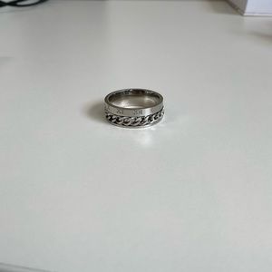 Men’s ring